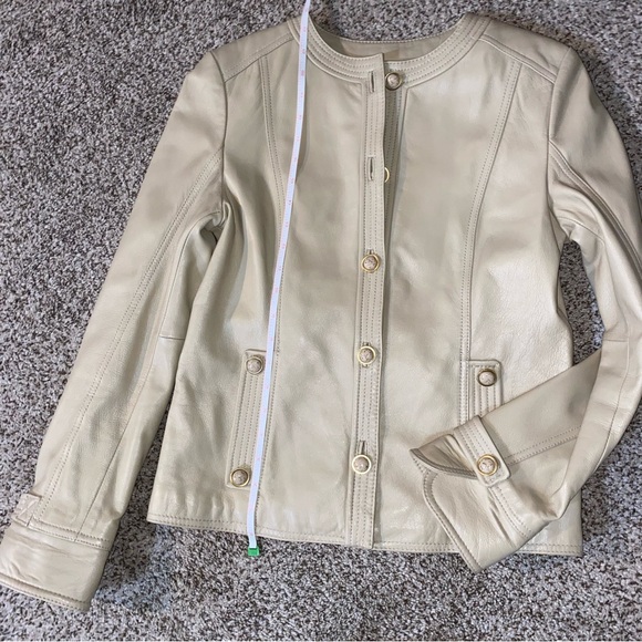 St. John Sport Leather Jacket in Tan / Cream Size Small - Picture 13 of 15